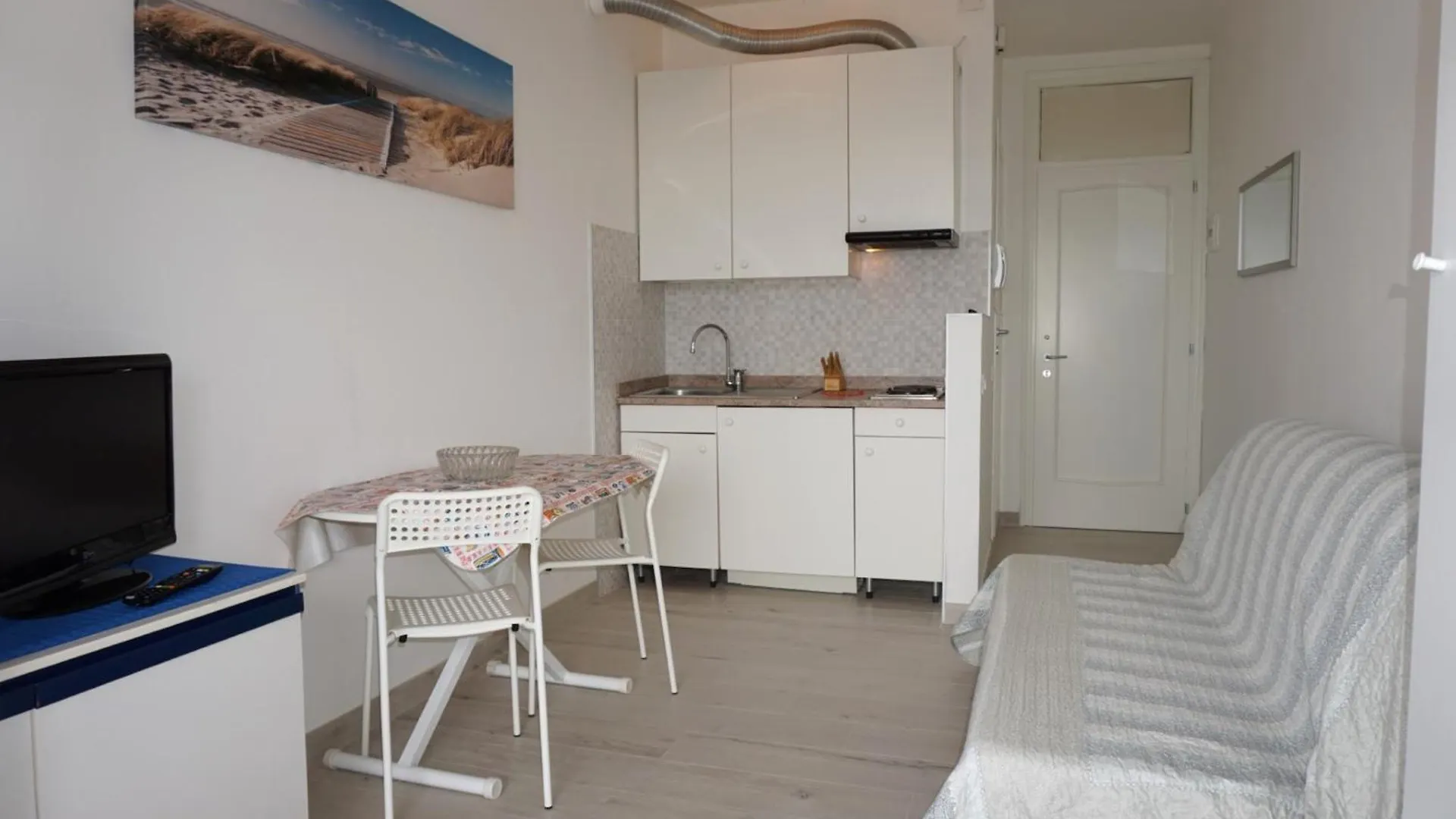 Lovely And Functional Studio For 2 - Shared Pool Porto Santa Margherita 0*,  Italia